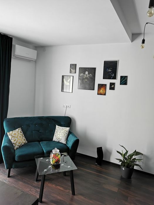 De Vanzare Garsoniera!!Moldovei fost hotel Ambasador etaj 2