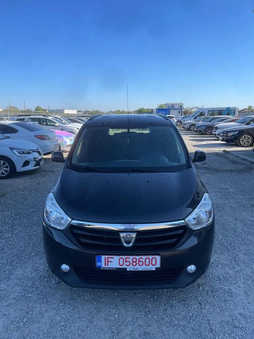 Dacia Lodgy Dacia Lodgy 1.5 - Diesel 7 LOCURI