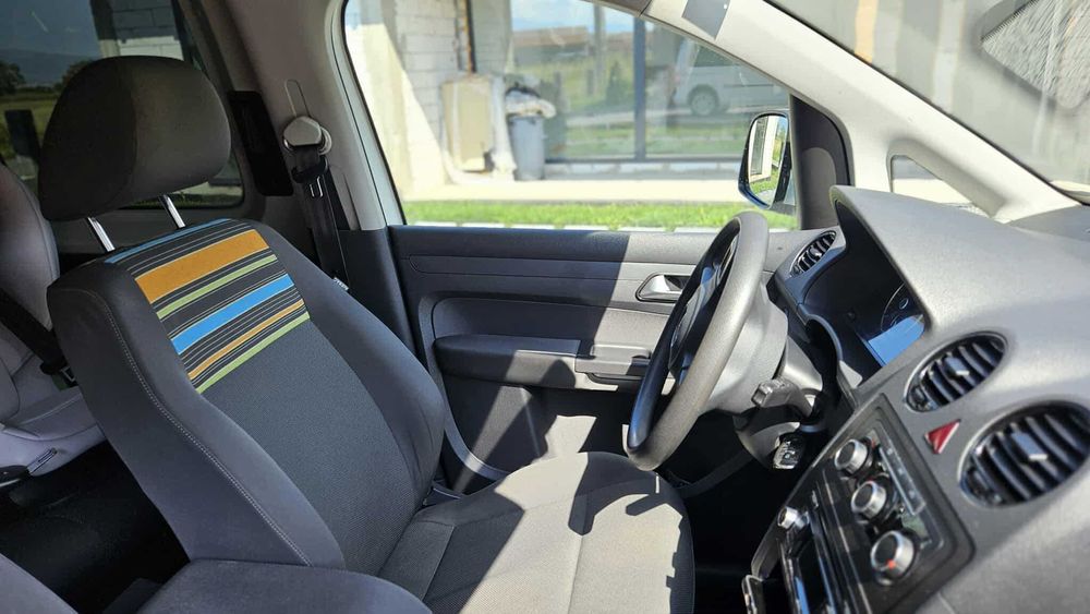 VW Caddy 5 persoane 2014