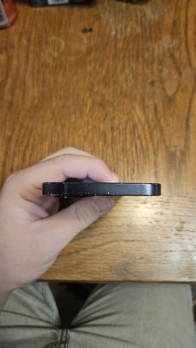 Vand iPhone 12 128Gb