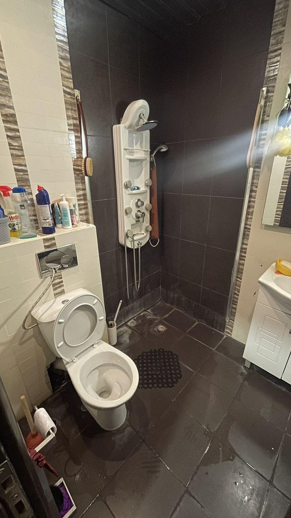 Продава се Тристаен апартамент в Бургас, Възраждане - 106 кв.м за 1368 €/кв.м - Снимка #5