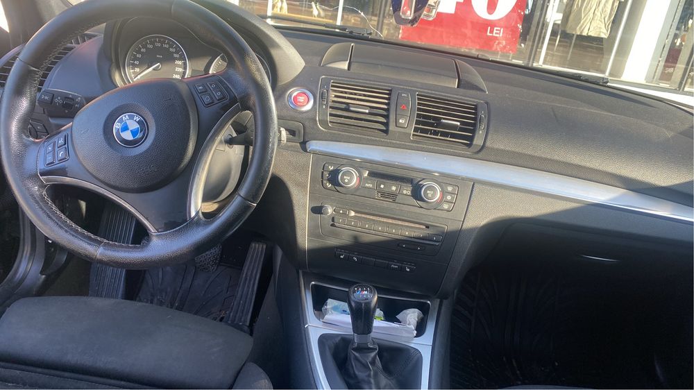Bmw seia 1 an 2008 204 cp biturbo,navigatie,trapa