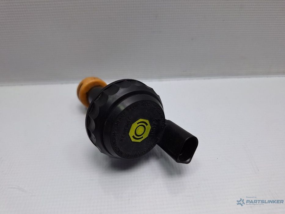 Senzor nivel lichid frana VOLKSWAGEN PASSAT Variant 3C5 2005 - 2011 TDI CAYC 1K2611349C