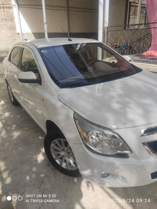 Коболт сотилади холати яакши гази бор 4 поколэна краска капот крилода