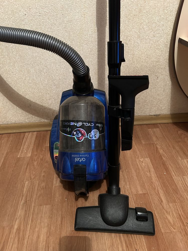 Пылесос Artel cyclone 2000W