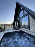 Inchiriere cabana Dom Cabin a-frame cu jacuzzi