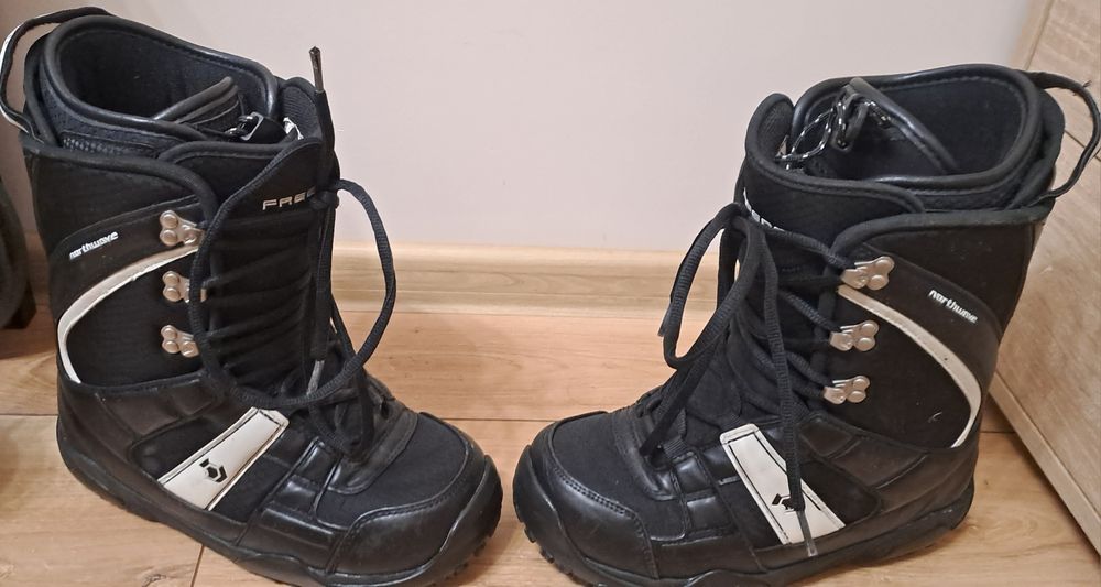 Дамски сноуборд обувки Northwave freedom