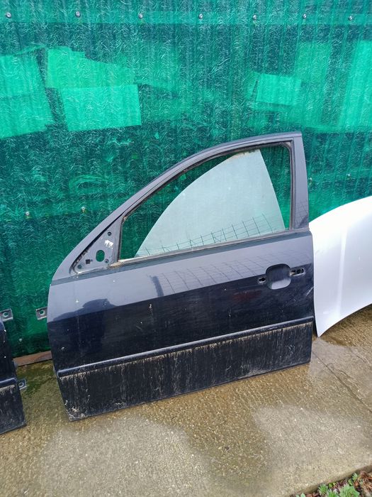 Ușa portieră Ford Mondeo mk3 2004
