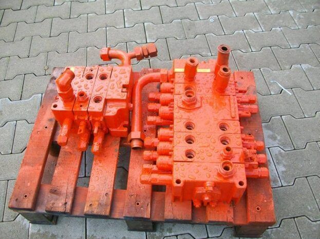 de vanzare distribuitor hidraulic pentru atlas 1602 c