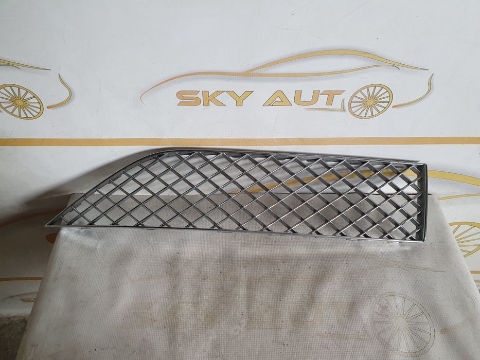 Grila crom dreapta bara fata Bentley GT GTC dupa 2018 cod 3SD807676A