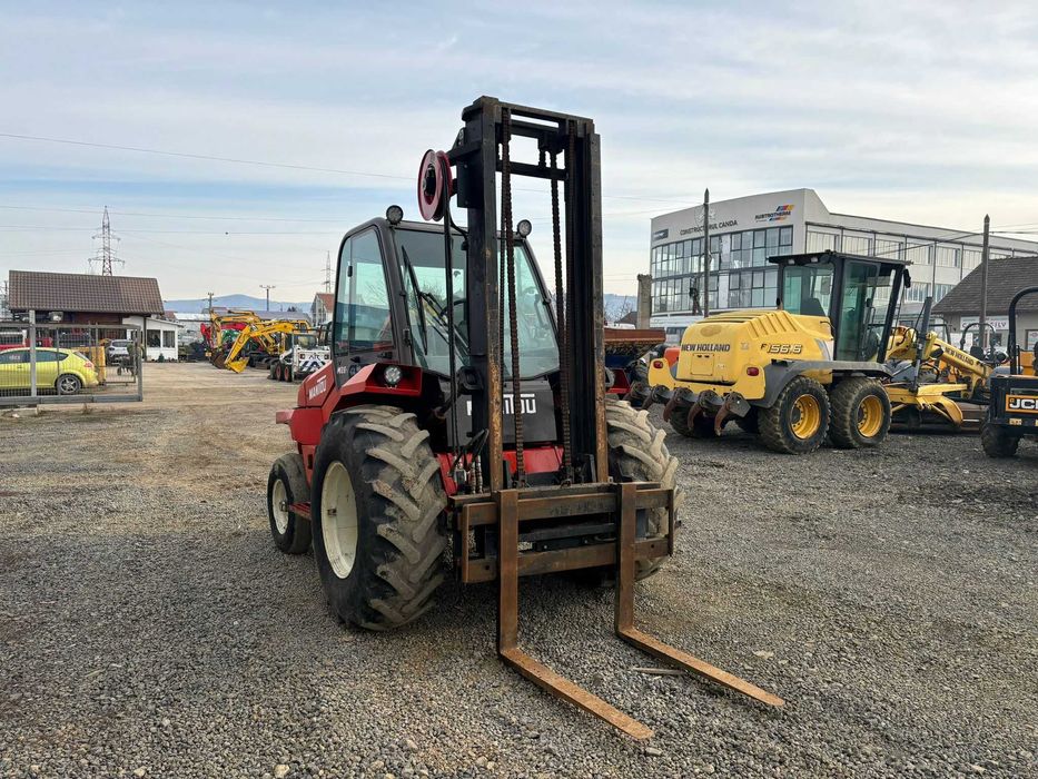 Stivuitor pentru teren accidentat Manitou M26