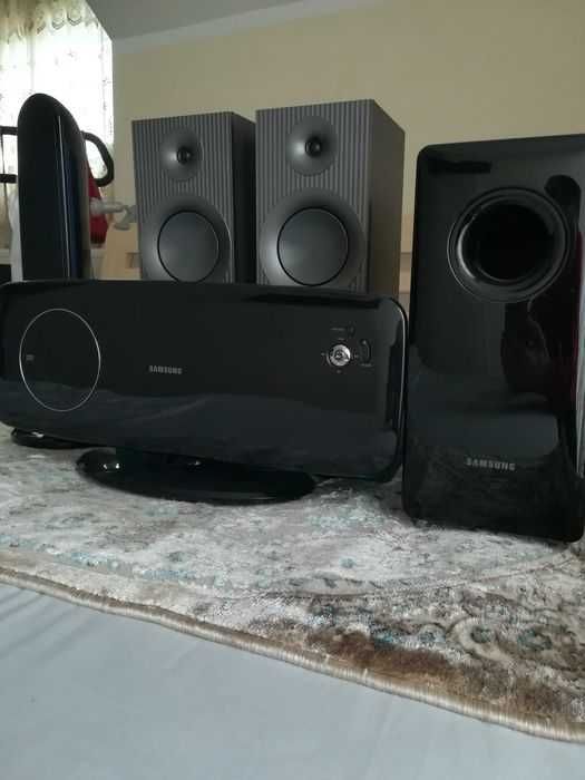 Sistem audio 5.1 Samsung HT-Q 100 în