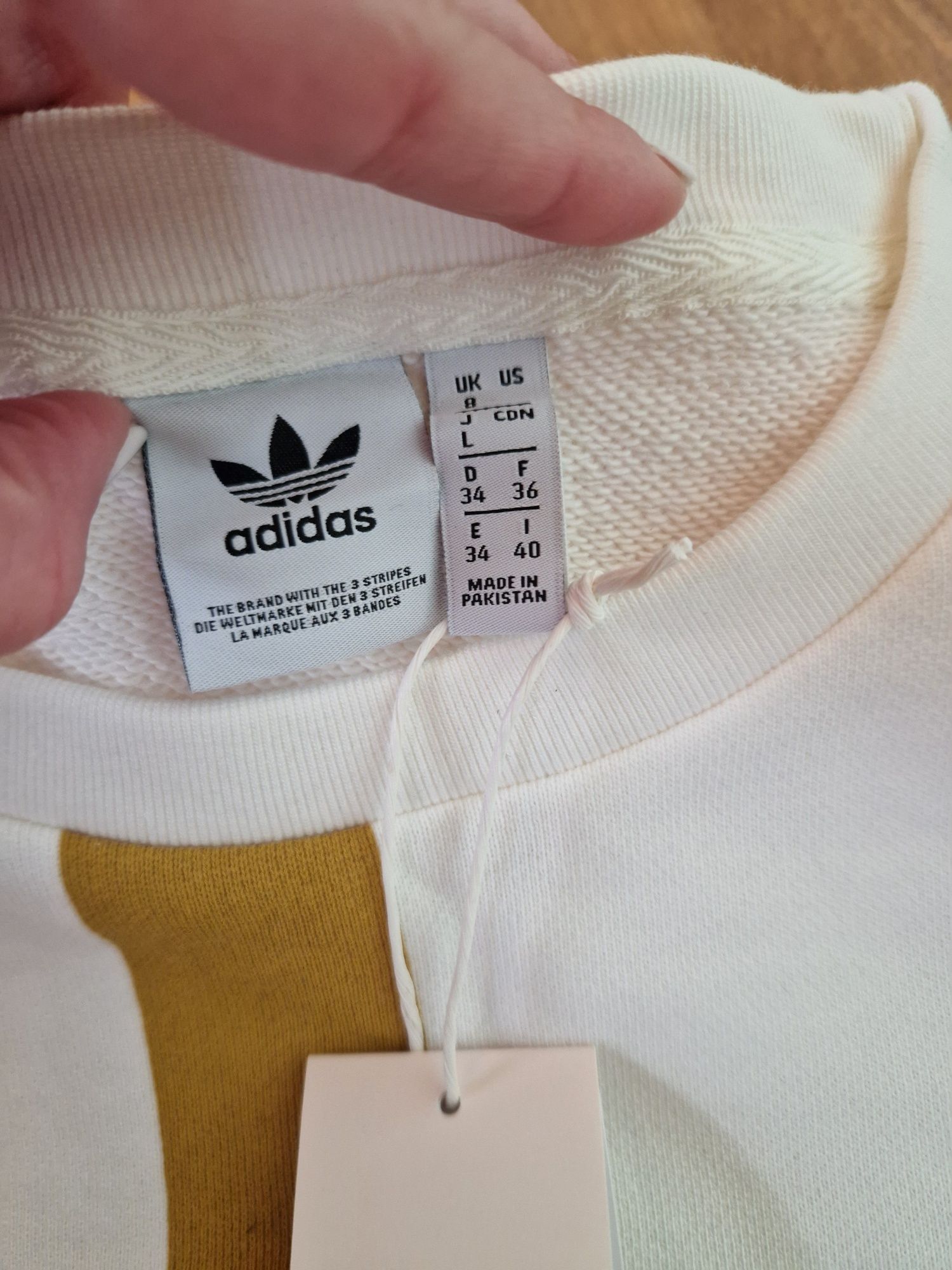 Bluza ADIDAS noua cu eticheta