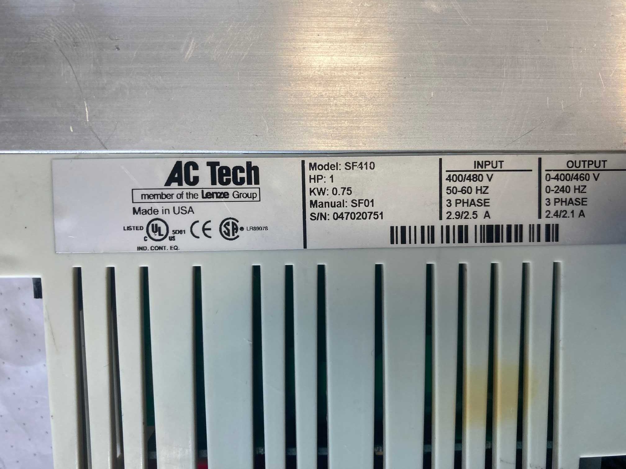 Честотен регулатор(инвертор) Lenze(AC TECH) 0,75кw/400V
