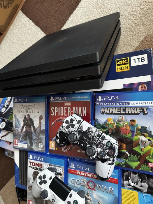 Playstation 4 Pro 1TB CD