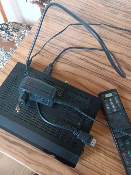 Продается тюнер для спутниковой антены