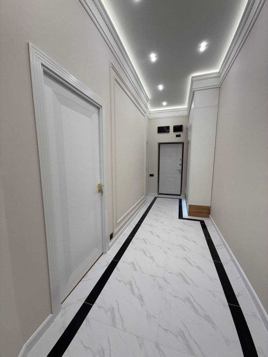 ПРОДАЮ Юнусабад 18 
Жк МАНЗУР 2\10\10 Сайрам