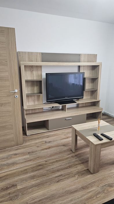 Închiriez apartament 2 camere zona Dioda