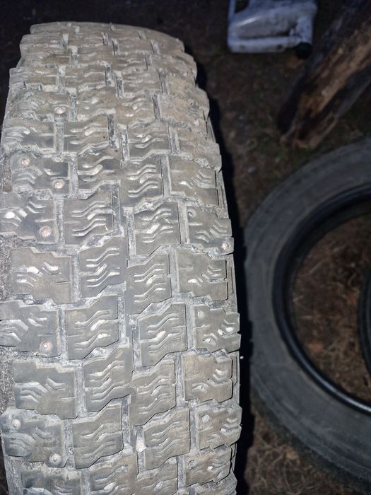 Продам 2 балона кама зима