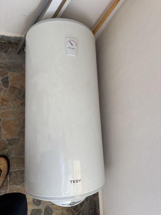 Vand centrala pe ulei si combustilil boiler cu serpentina si butoaie