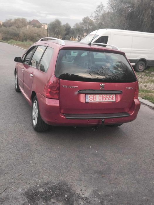 Se vinde peugeot 307sw cu 7 locuri
