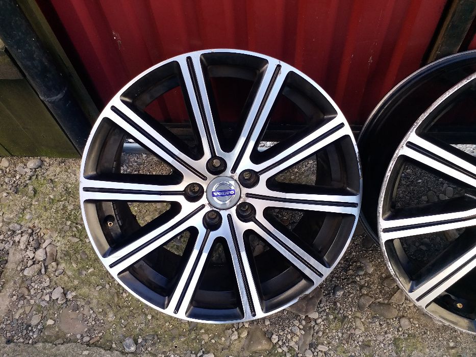Jante VOLVO S40 V40 S60 V60 V70 S80 Xc60 Xc70 R18 Model Titania