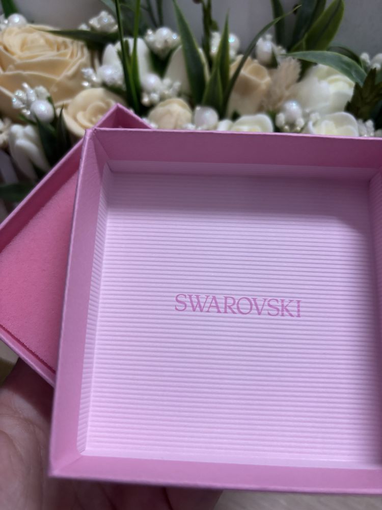 Гердан Swarovski
