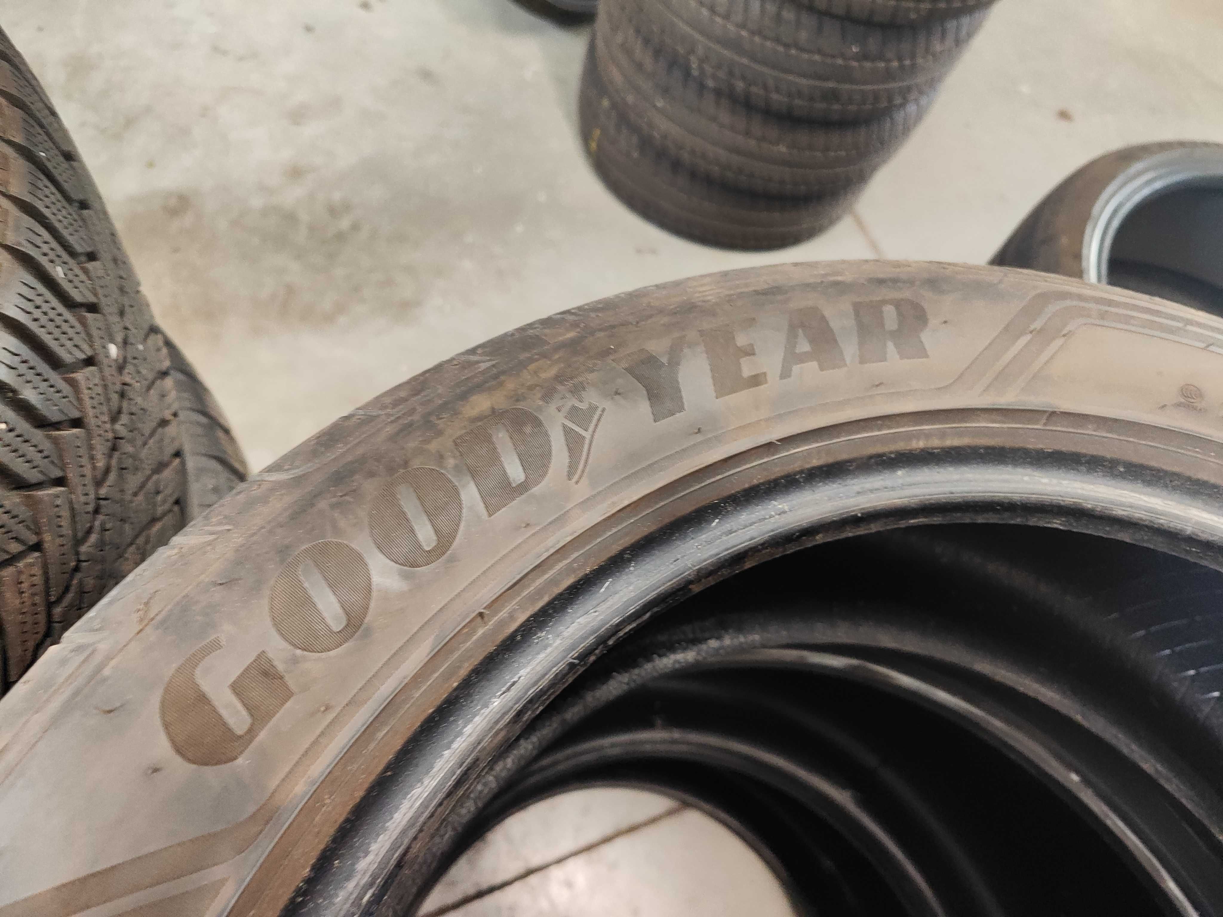 2бр.летни гуми 245/50/20 Goodyear