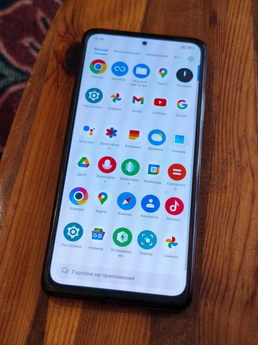 Продавам Poco X4 Pro