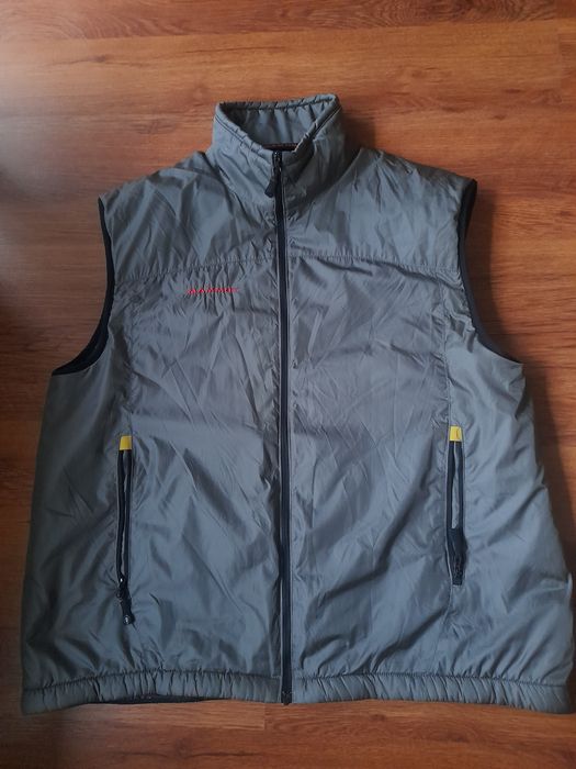 Mammut мъжки елек L- XL размер.