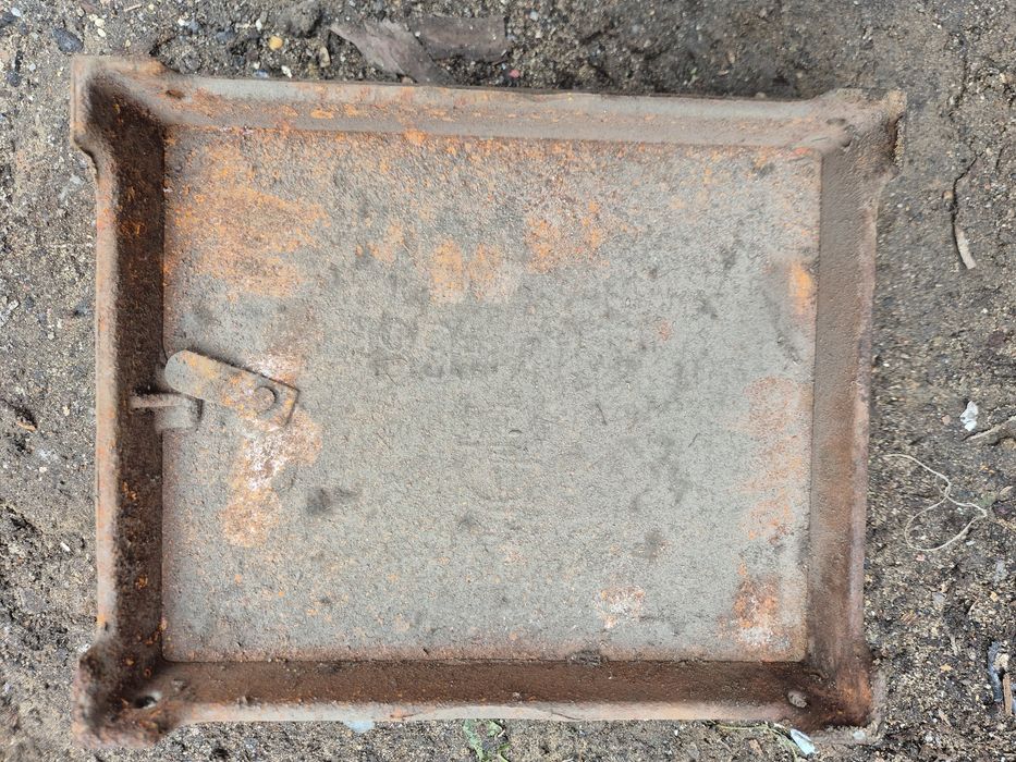 Продам литые чугунные дверцы