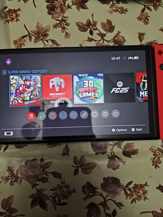 Nintendo Switch OLED+256gb карта-Като Нов