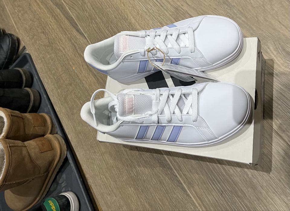 Adidas Grand Court дамски маратонки