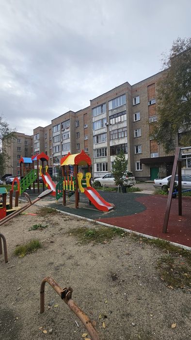 Продам 2х-комнатную квартиру ул. Чернова 124