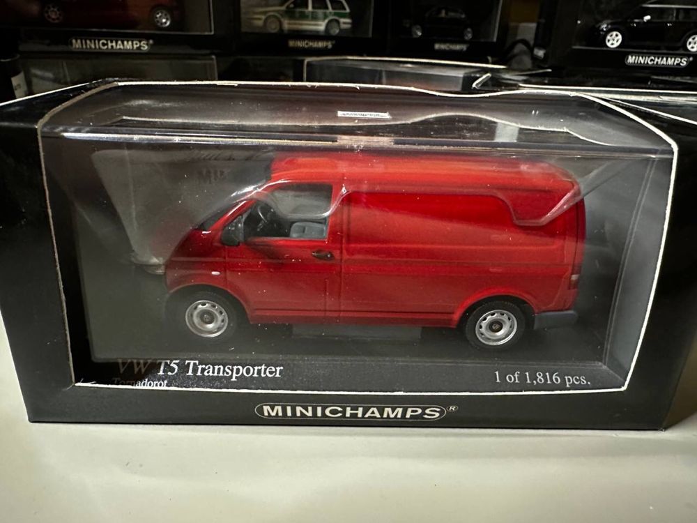 Macheta VolksWagen T5 Transporter 1:43 Minichamps