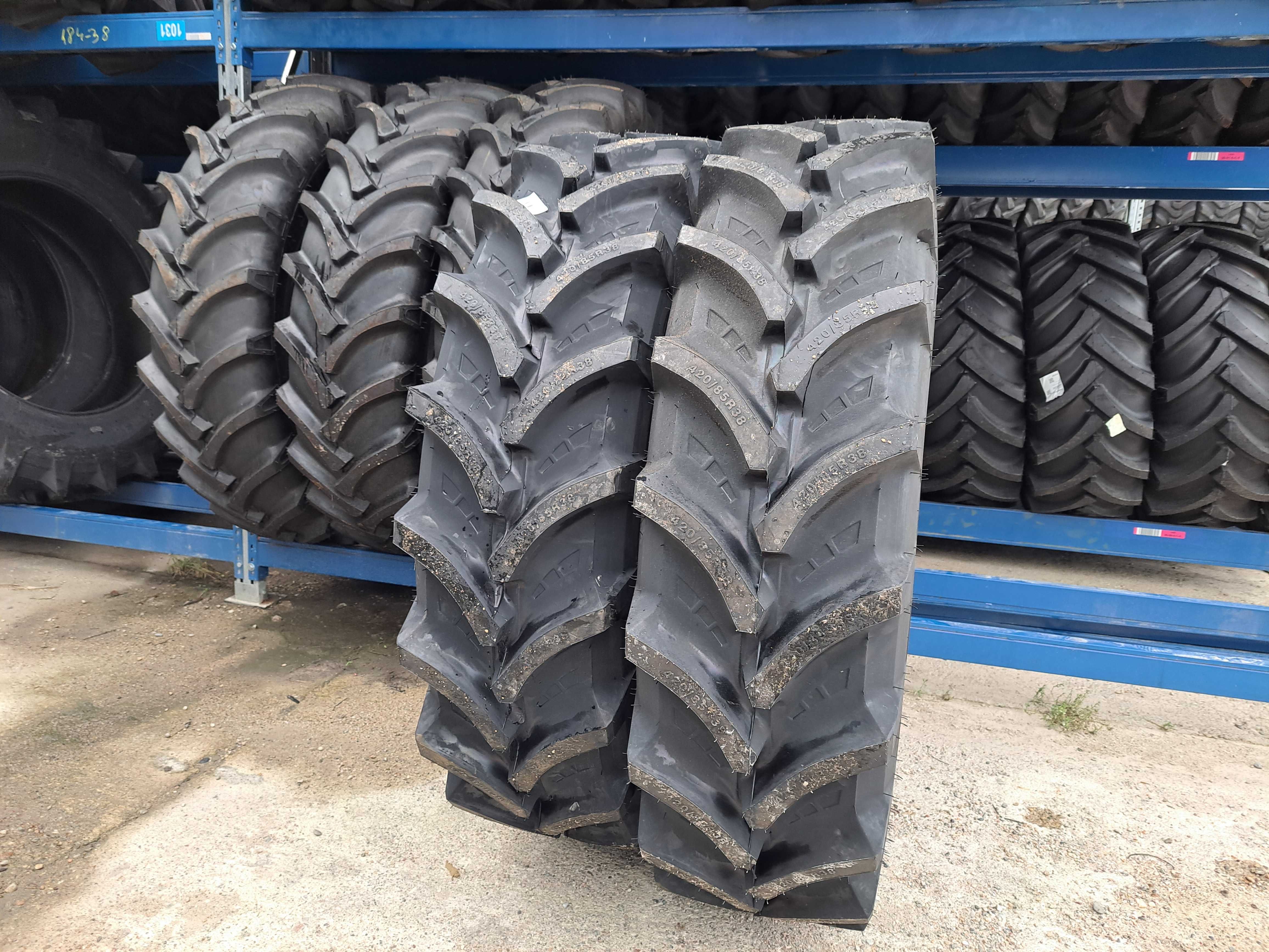 Anvelope noi 420/85R38 marca PETLAS cauciucuri radiale 16.9R38