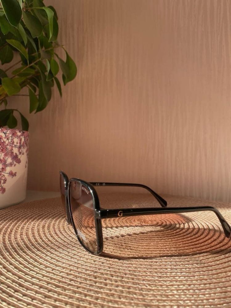 Ochelari de soare Guess, noi, autentici