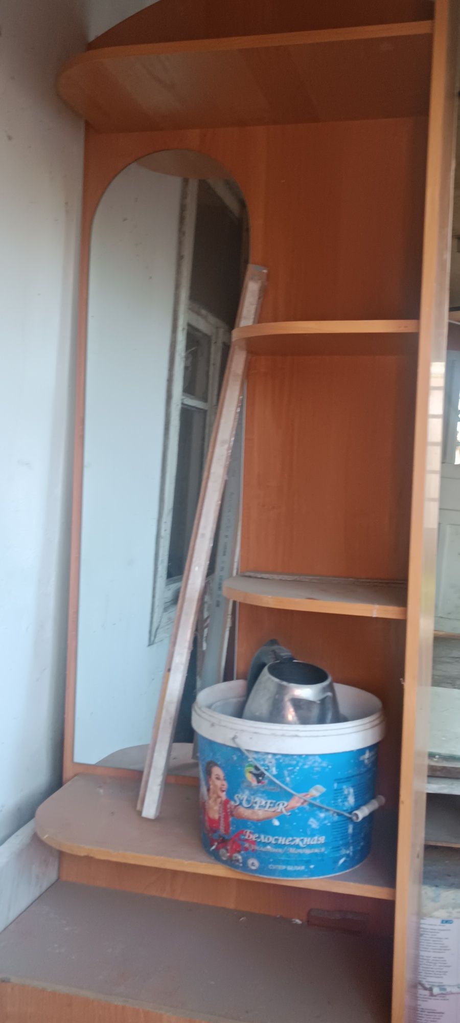 Продам шкаф-..прихожку.в отличном состоянии
