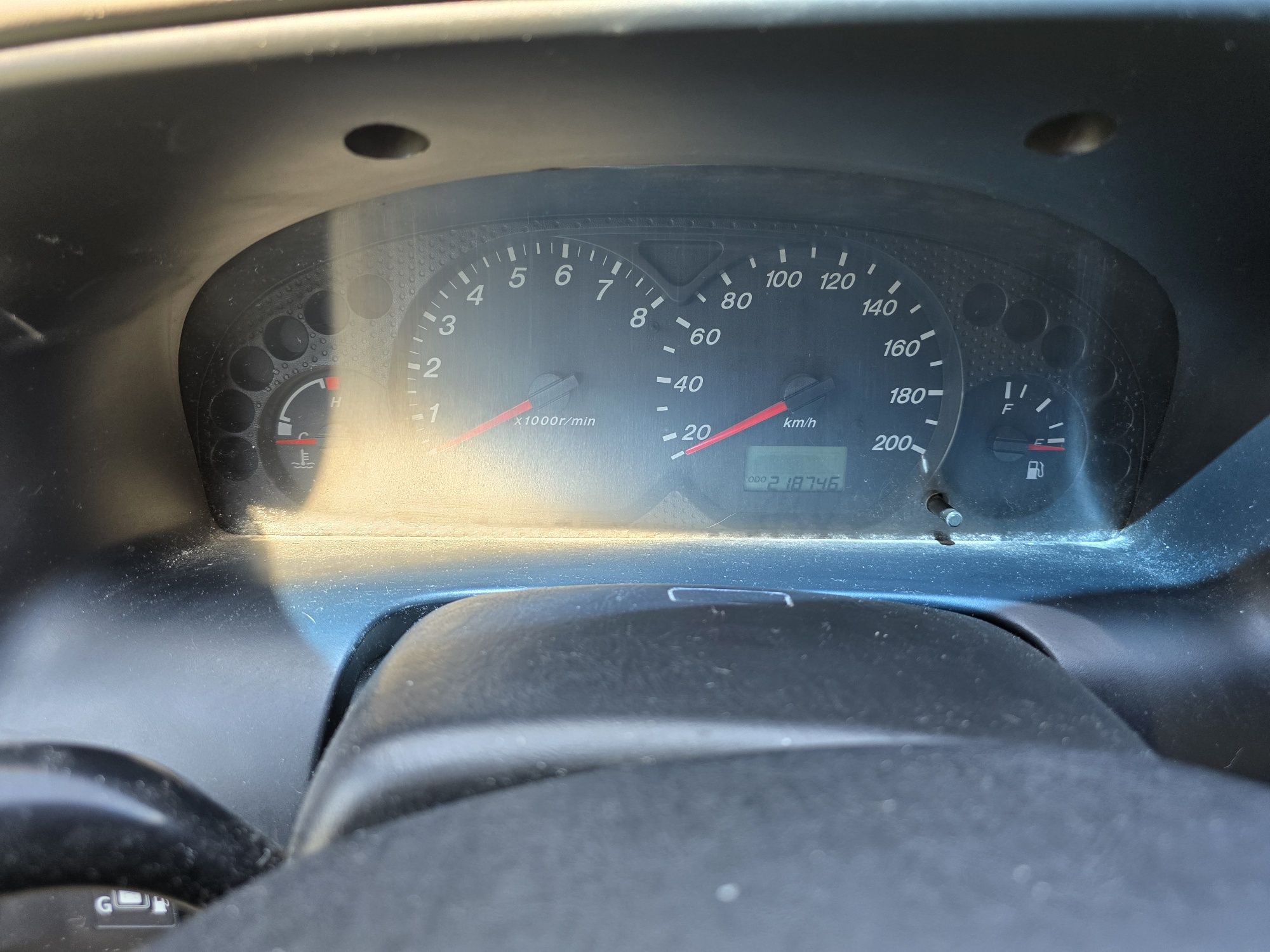 Mazda tribute 2.0  124 cc