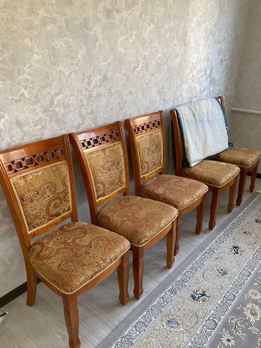 Срочно продается стулья!