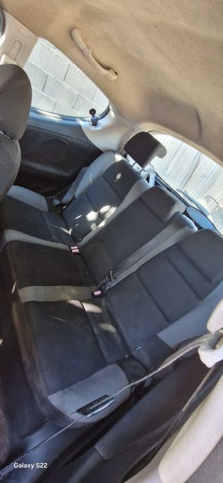 Vând pejo 207 cupe ,fără carte am doar certificatu !