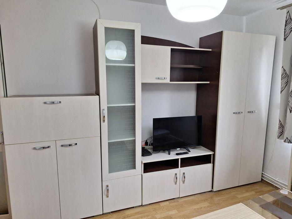 Garsoniera de închiriat pe termen lung