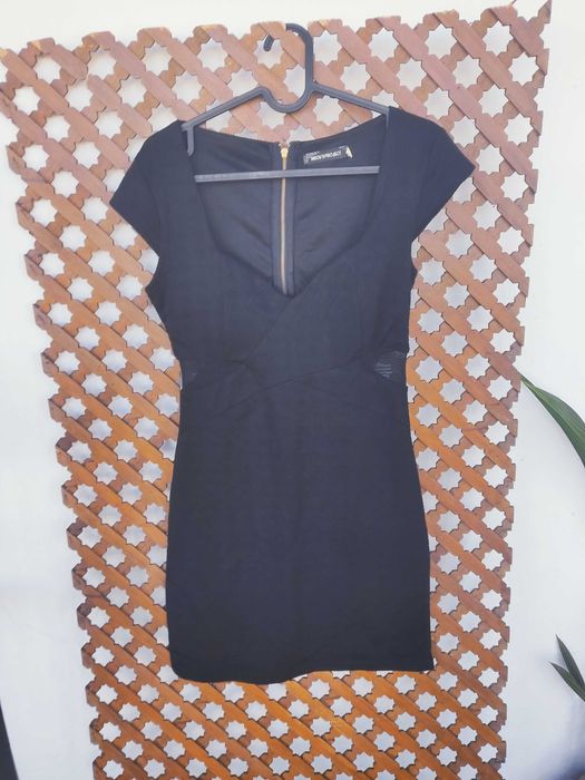 Елегантни  рокли размер с