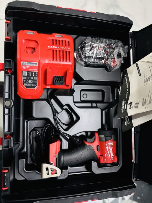 Autofiletanta cu impact Milwaukee M18 Fid3 2025 Noua.