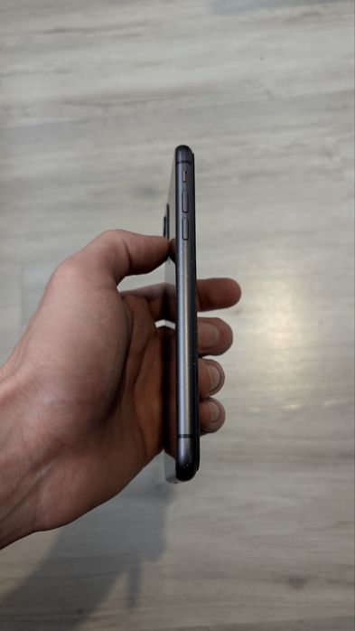 Iphone 11 64 Gb baterie 72%
