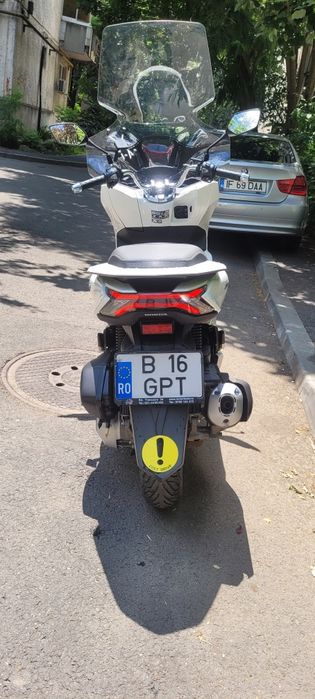 Vând scuter Honda pcx 125