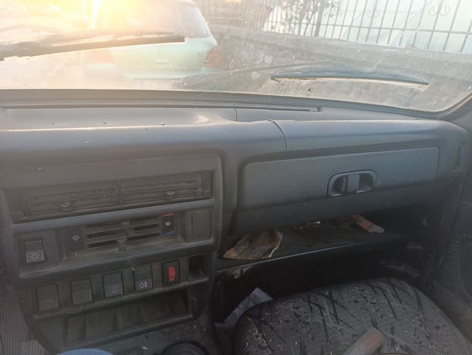 Продавам Lada Niva