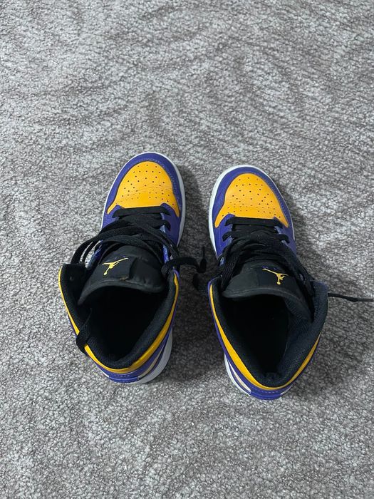 Adidași Jordan 1 Mid Lakers