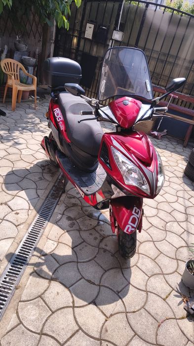 Scuter electric RDB Vidra.