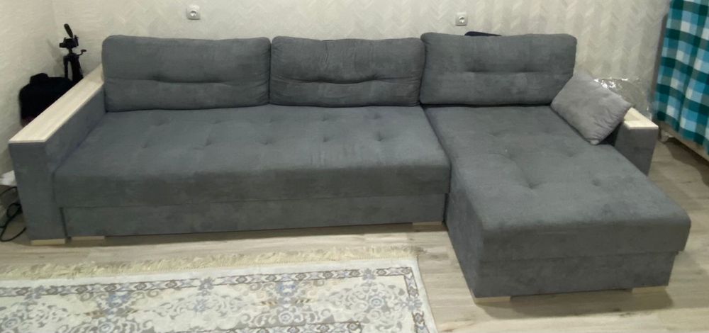 Продам срочно угловой диван